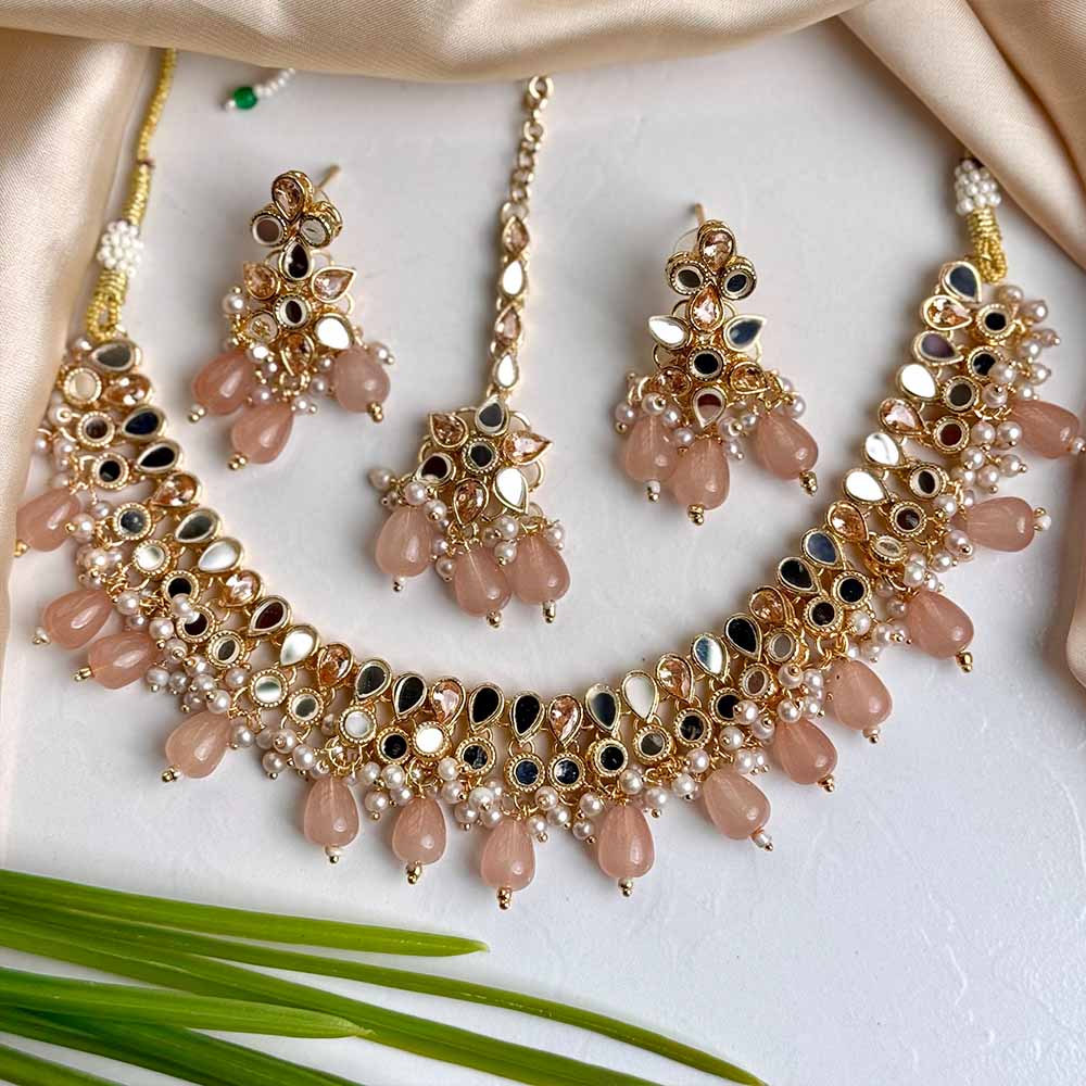 Priya Kundan Set (Beige)