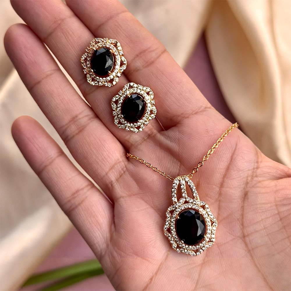 Sema Pendant Set (Black)