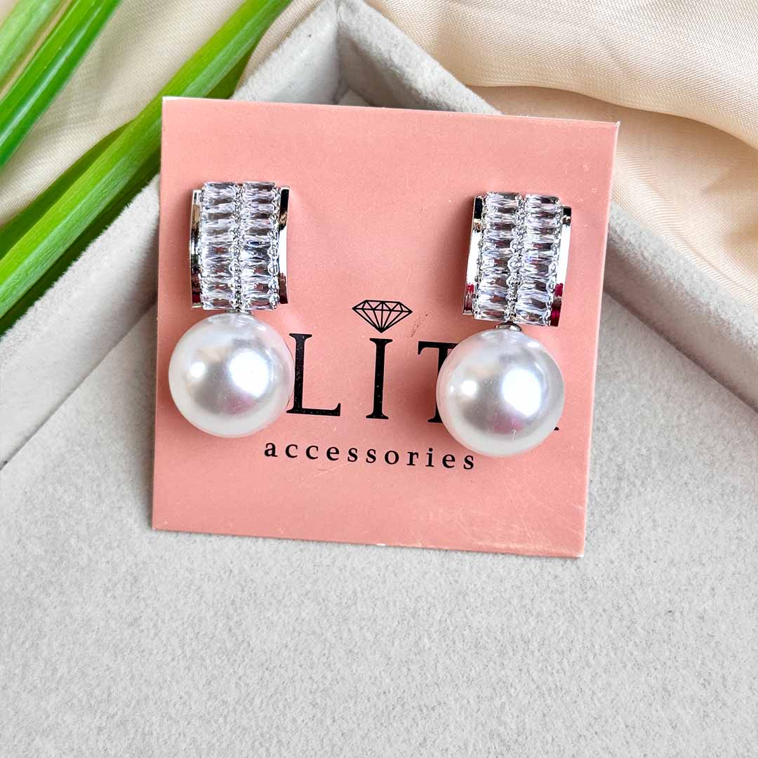 Talia Studs (Silver)