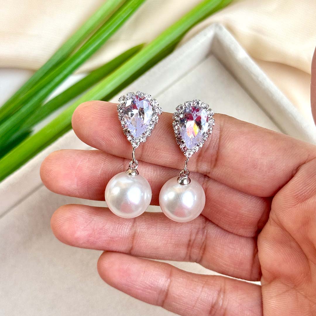 Thea Studs (Silver)